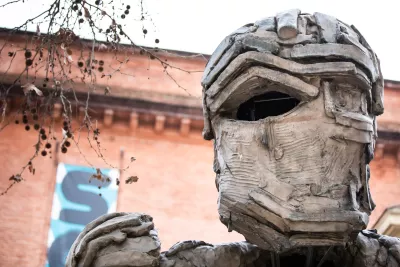 Photo de l'œuvre d'art station Palais de Justice sur la ligne du tramway   (Agrandir l'image - fenêtre modale)