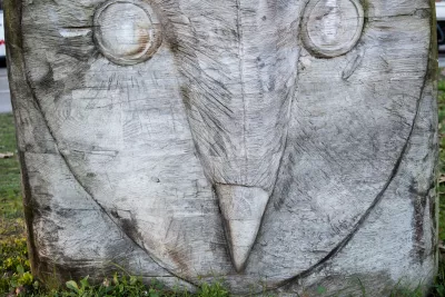 Photo de l'œuvre d'art station Fer à Cheval sur la ligne du tramway   (Agrandir l'image - fenêtre modale)