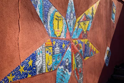 Photo de l'œuvre d'art station Fontaine Lestang ligne A du métro (Agrandir l'image - fenêtre modale)