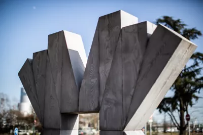 Photo de l'œuvre d'art station Nadot sur la ligne du tramway   (Agrandir l'image - fenêtre modale)